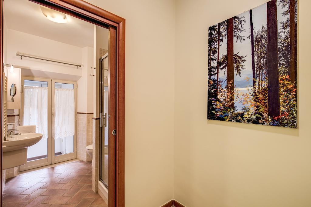 Appartamento Via Del Monte Della Farina โรม ภายนอก รูปภาพ