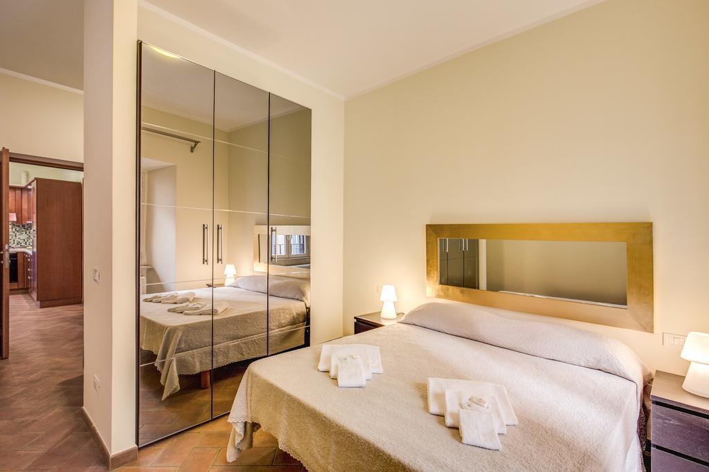 Appartamento Via Del Monte Della Farina โรม ภายนอก รูปภาพ