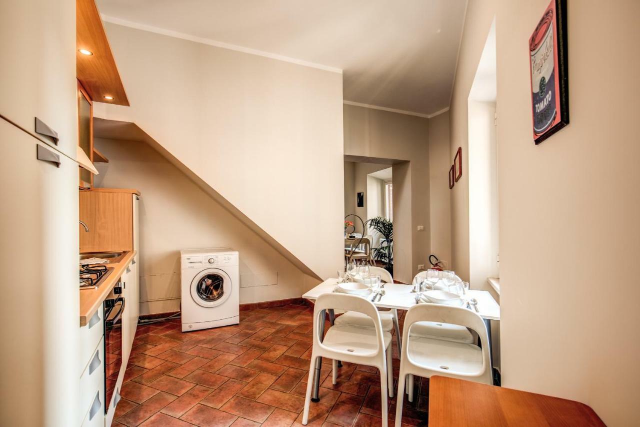 Appartamento Via Del Monte Della Farina โรม ภายนอก รูปภาพ