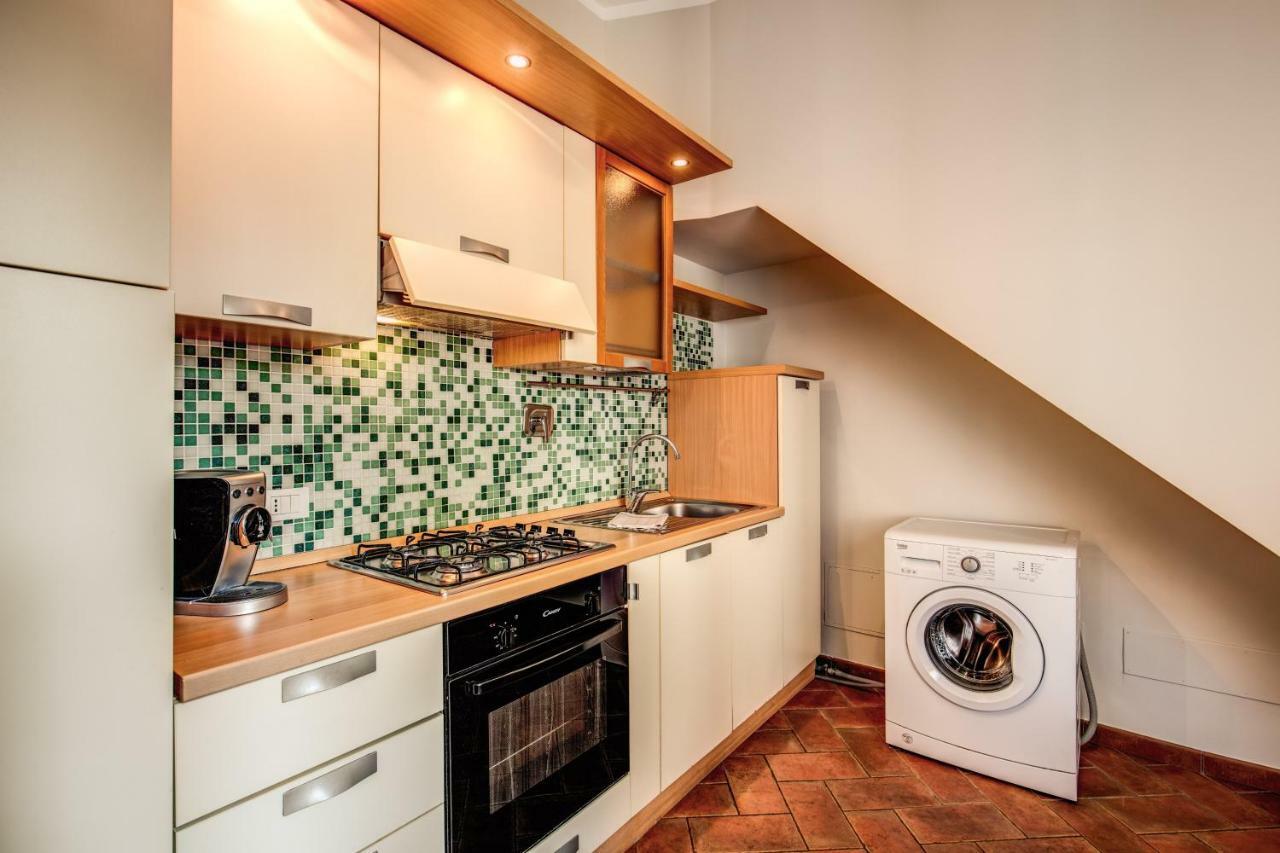 Appartamento Via Del Monte Della Farina โรม ภายนอก รูปภาพ