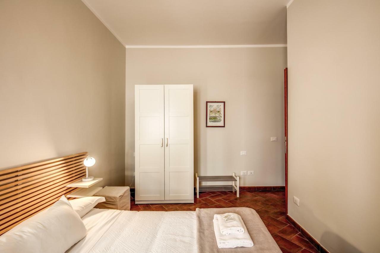 Appartamento Via Del Monte Della Farina โรม ภายนอก รูปภาพ