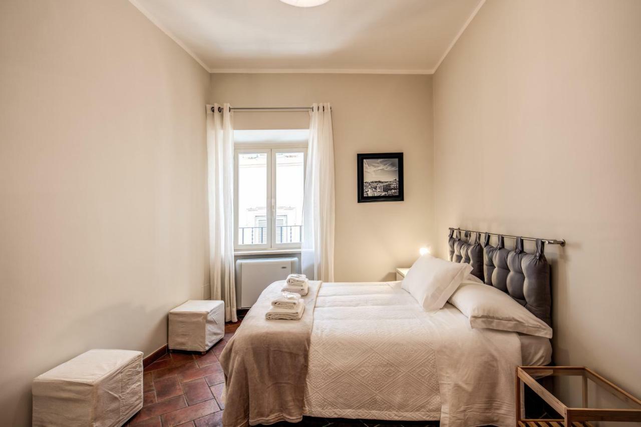 Appartamento Via Del Monte Della Farina โรม ภายนอก รูปภาพ